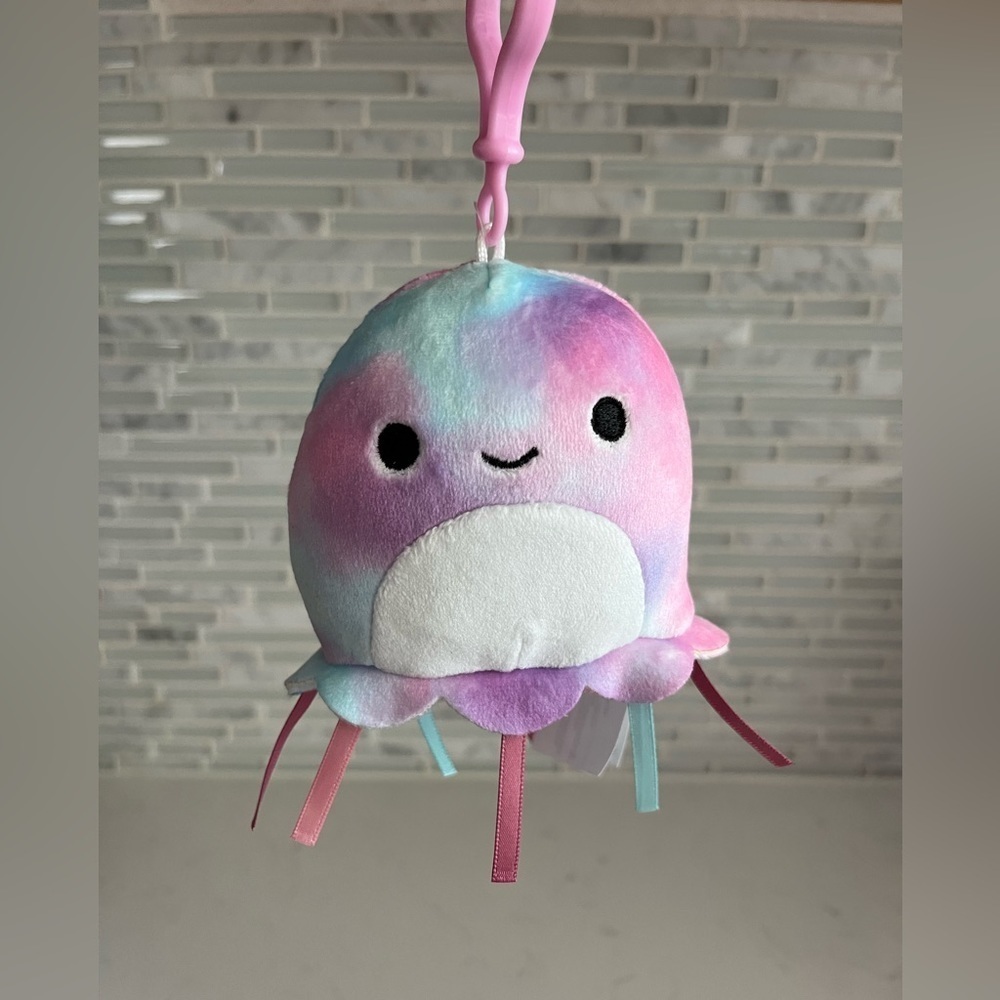 NWT Squishmallows Krisa the Jellyfish clip - Picture 1 of 3